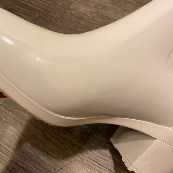 Hunter Refined Slim Fit Gloss Mid Heel Boots - Picture 10 of 14